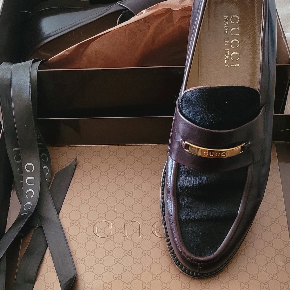 Gucci Black Leather Flats - Picture 2 of 3
